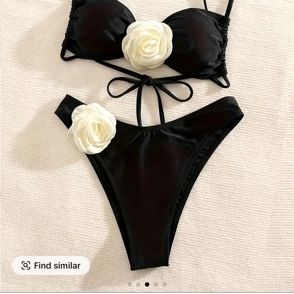 Elegant Black Floral Bikini Set